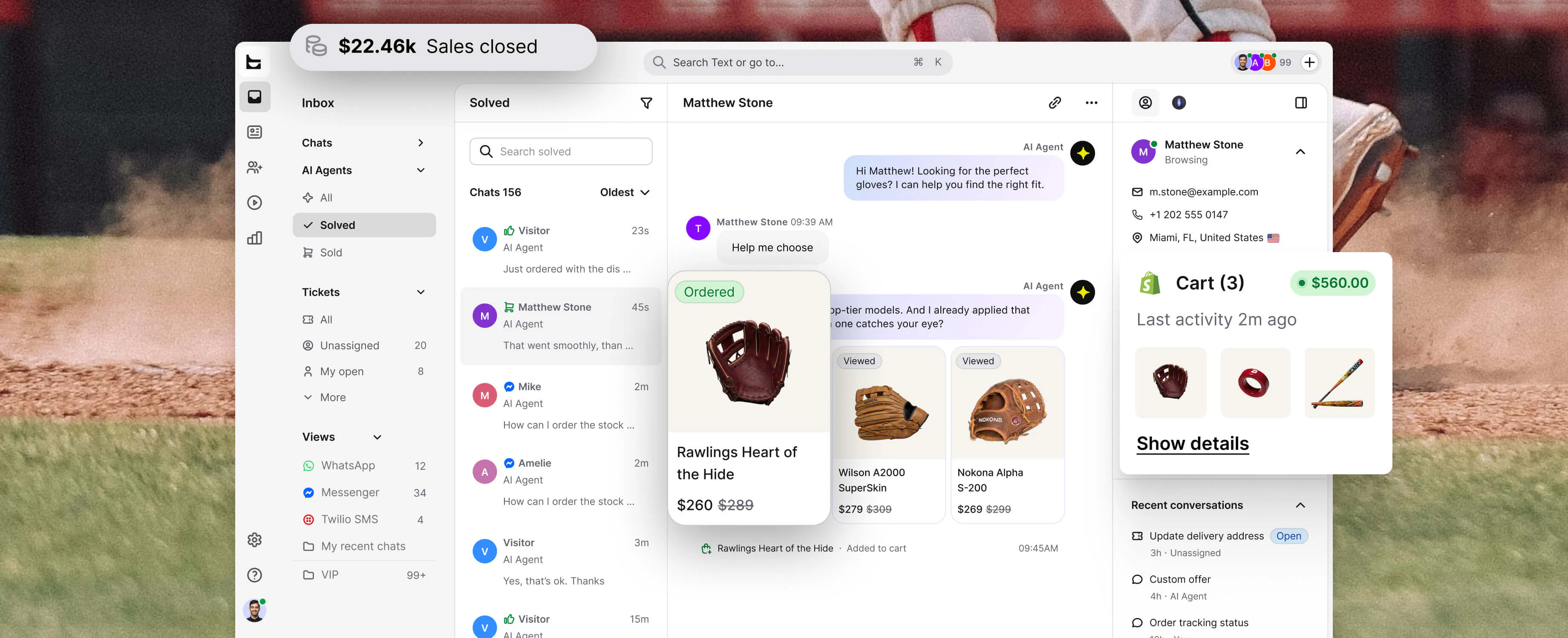 Text Inbox showing an AI Agent conversation, customer context, buying signals and a closed sale